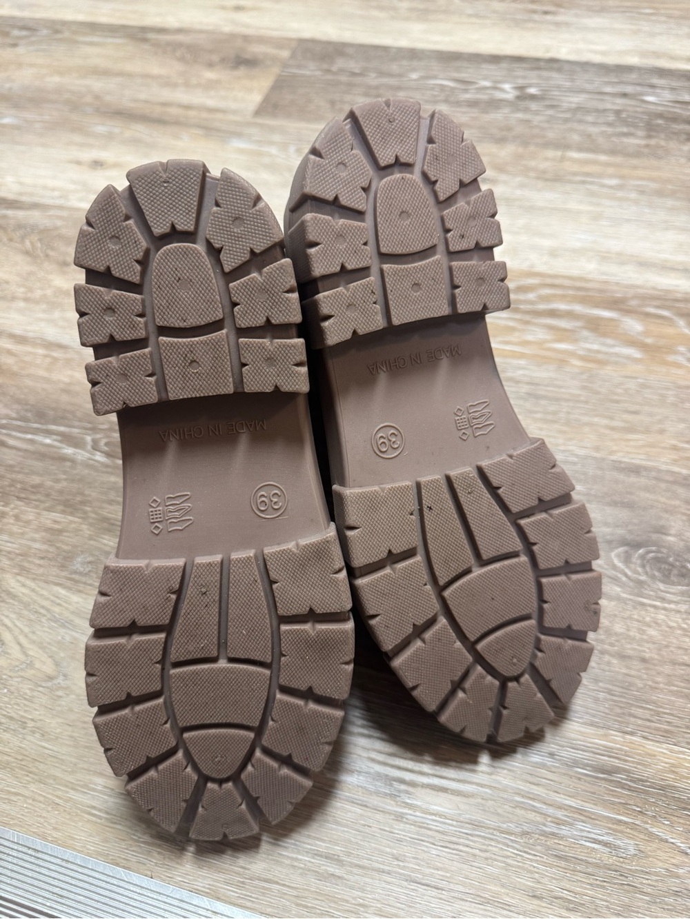 Maelie™ | Waterproof Chelsea Boots - Picture 10 of 11